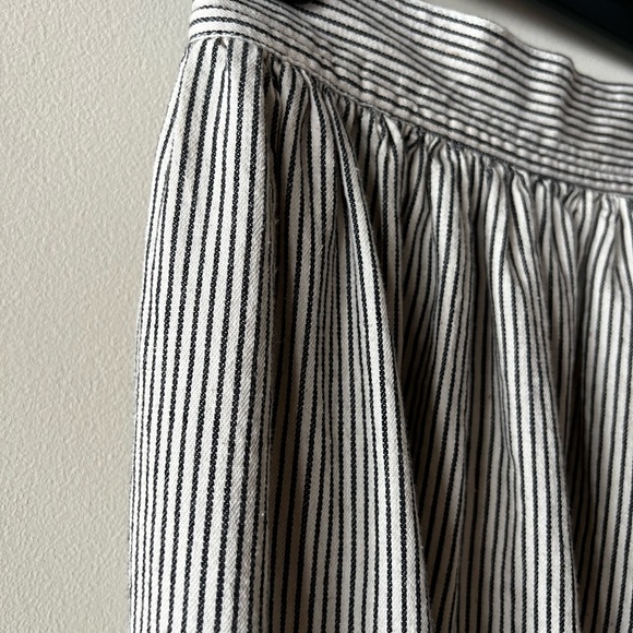 Vintage Calvin Klein Stripe Cotton Midi Skirt a button Down Size 8 Small - Picture 4 of 9